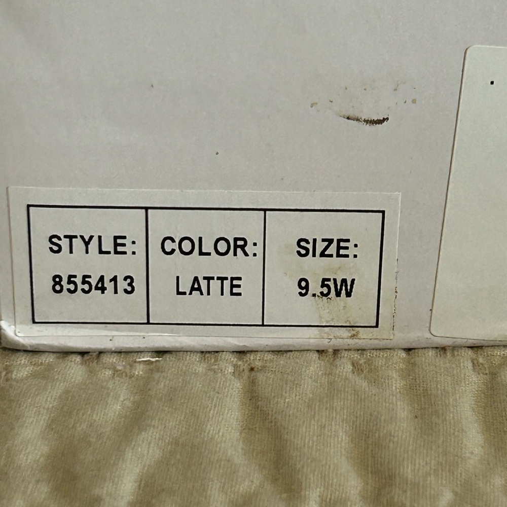 Joy Performance Comfort Leather Sneakers Latte Glitter Heel Platform NWB 9.5 - Picture 4 of 9